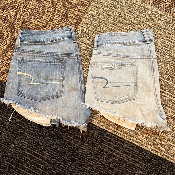 Bundle of 2 American Eagle high rise Jean shorts - size 4 - Picture 3 of 7